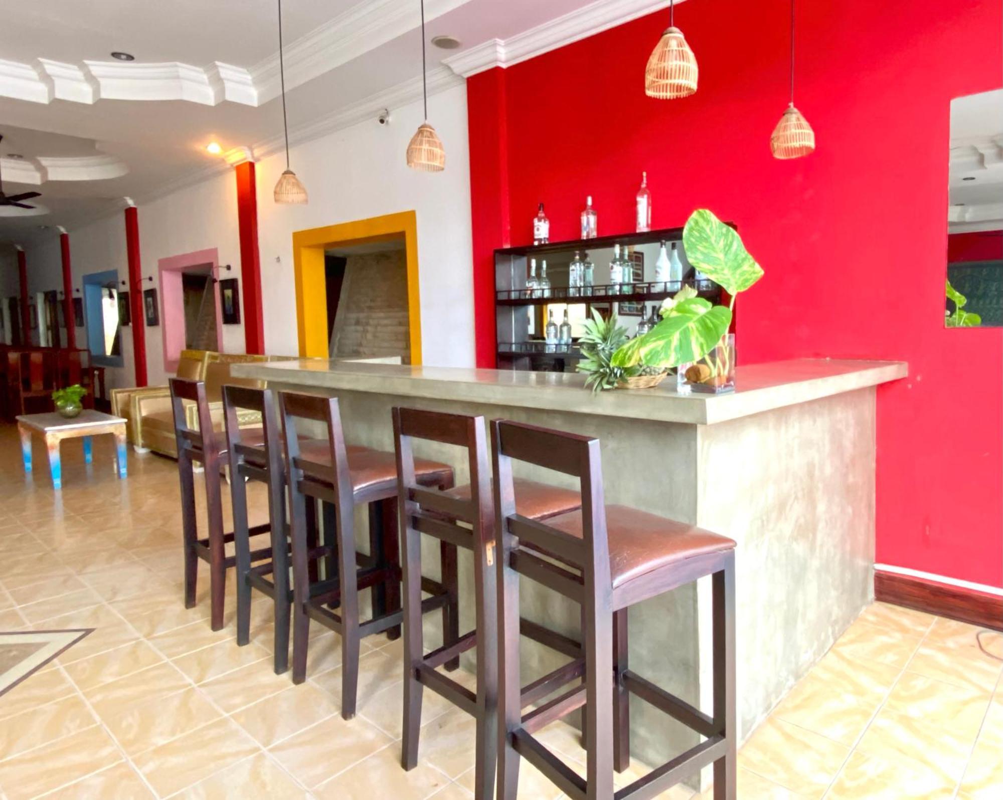 Vplus Hotel Сиемрип Экстерьер фото