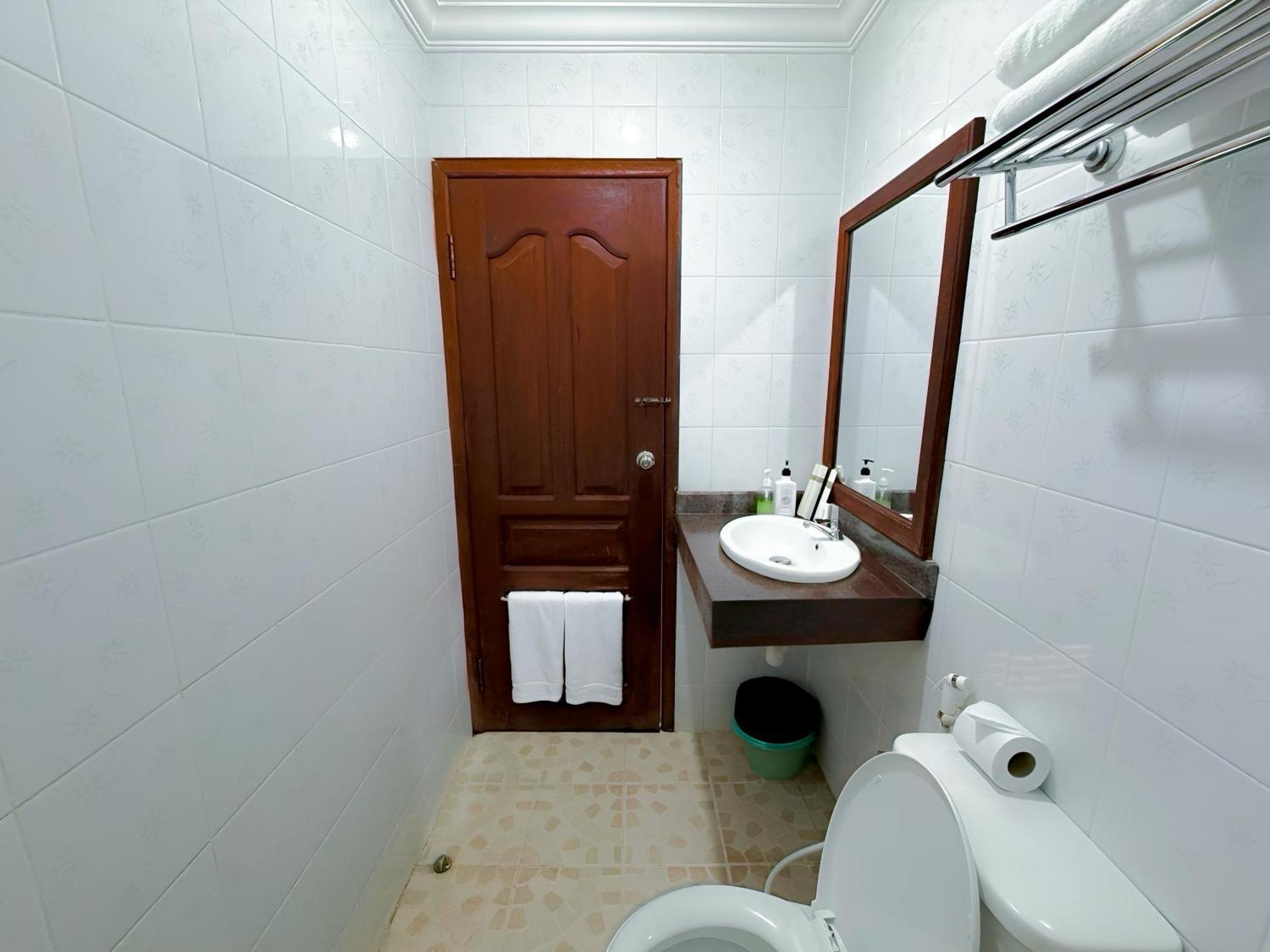 Vplus Hotel Сиемрип Экстерьер фото