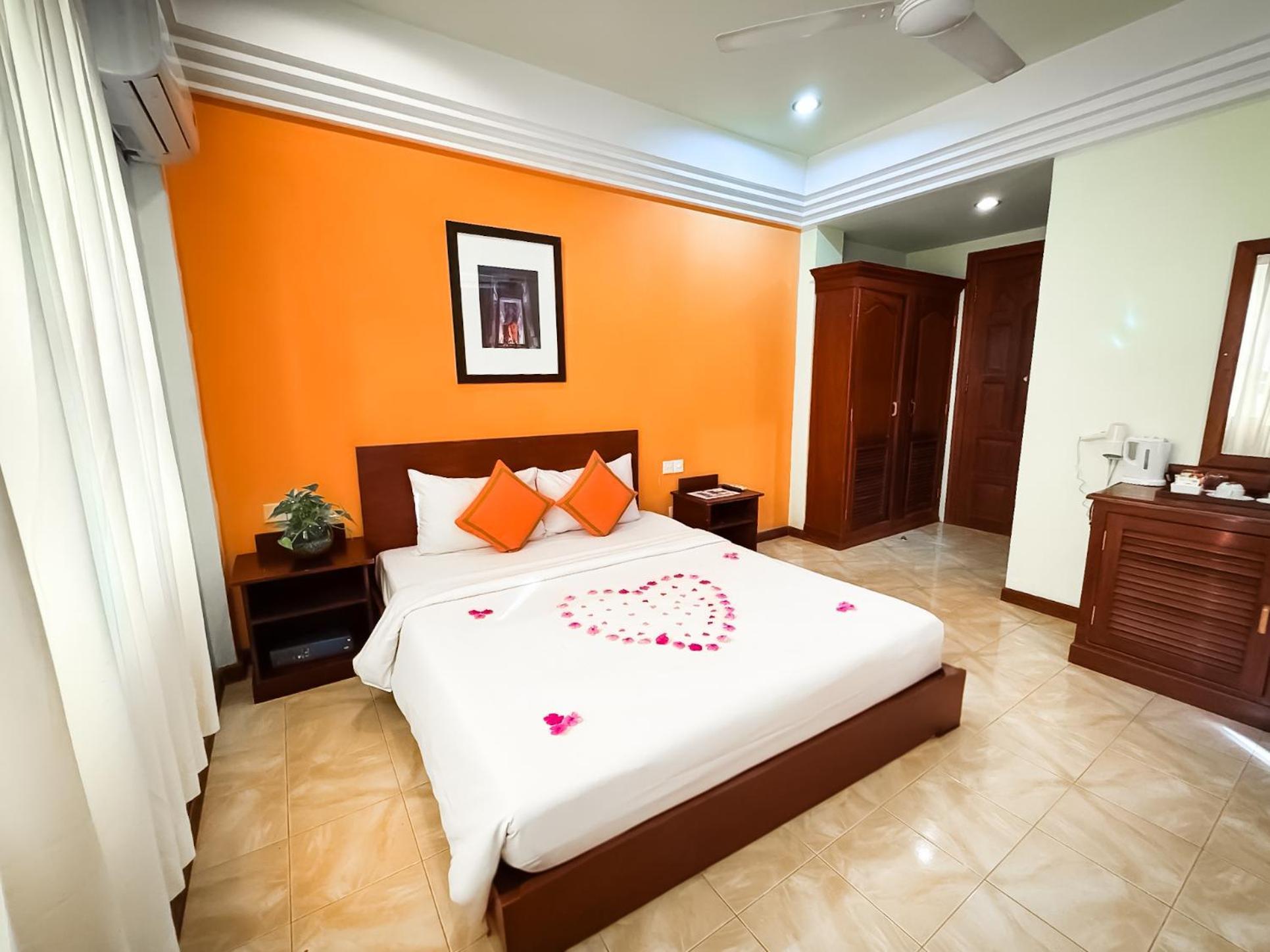 Vplus Hotel Сиемрип Экстерьер фото